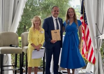 Business leaders address challenges, strengths at Calabasas Chamber Luncheon