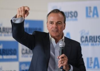 At Witt’s End: Caruso Found His Medium—Commentary, Not Candidacy