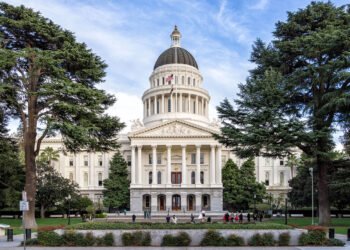 Hochman backs bill to close elder parole loophole for violent sex offenders