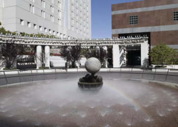 Feds charge four in LA homelessness nonprofit schemes